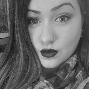 Meet your Posher, Isabella